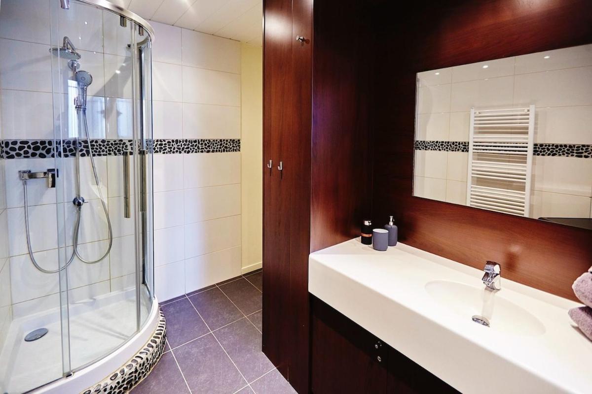 Appartement Cozy And Stylish With A-c In Center! *
